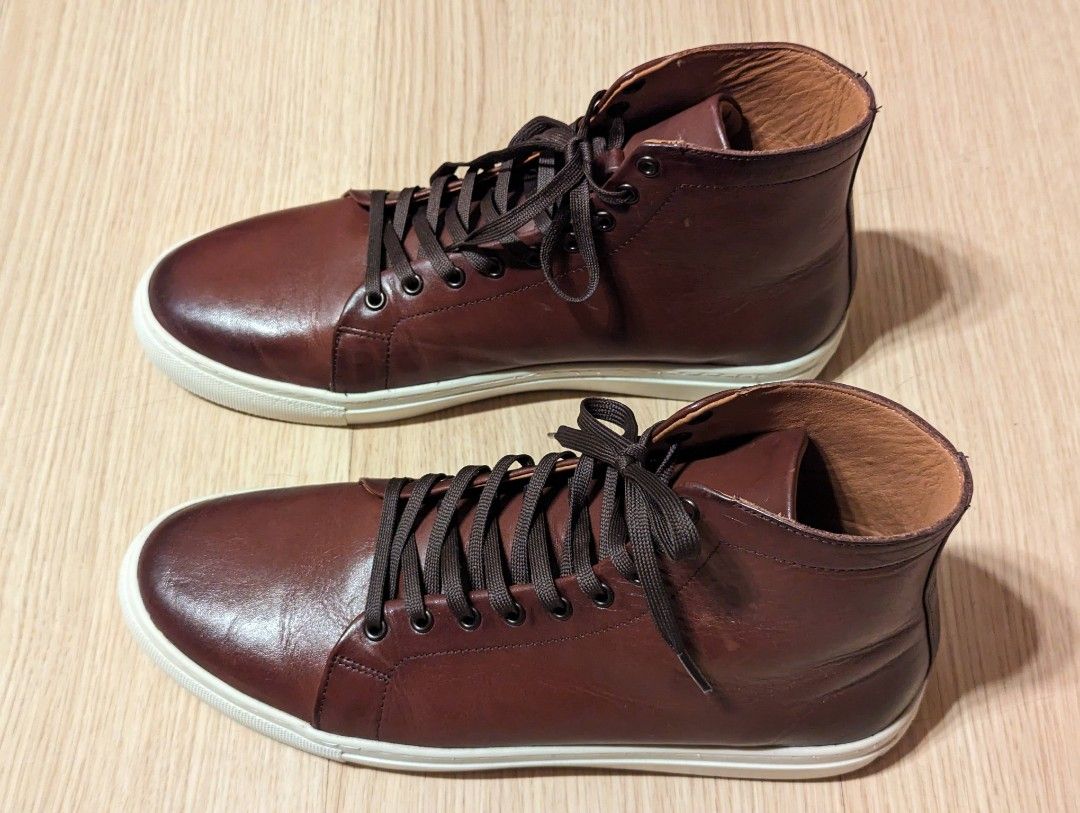 Mens dress discount high top sneakers