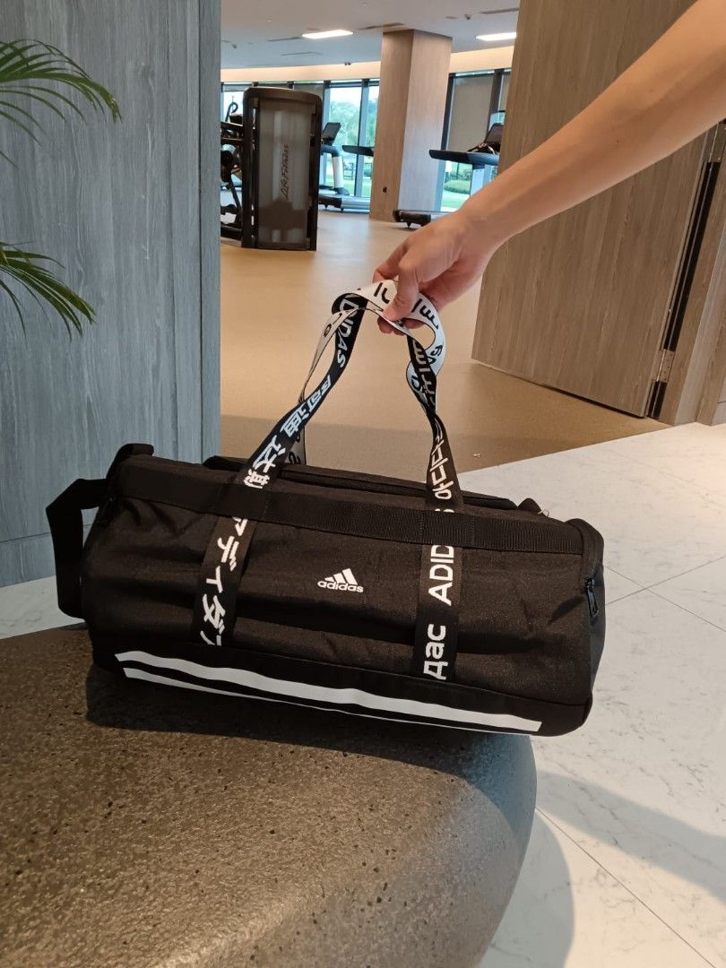 Golf holdall with shoe cheap compartment
