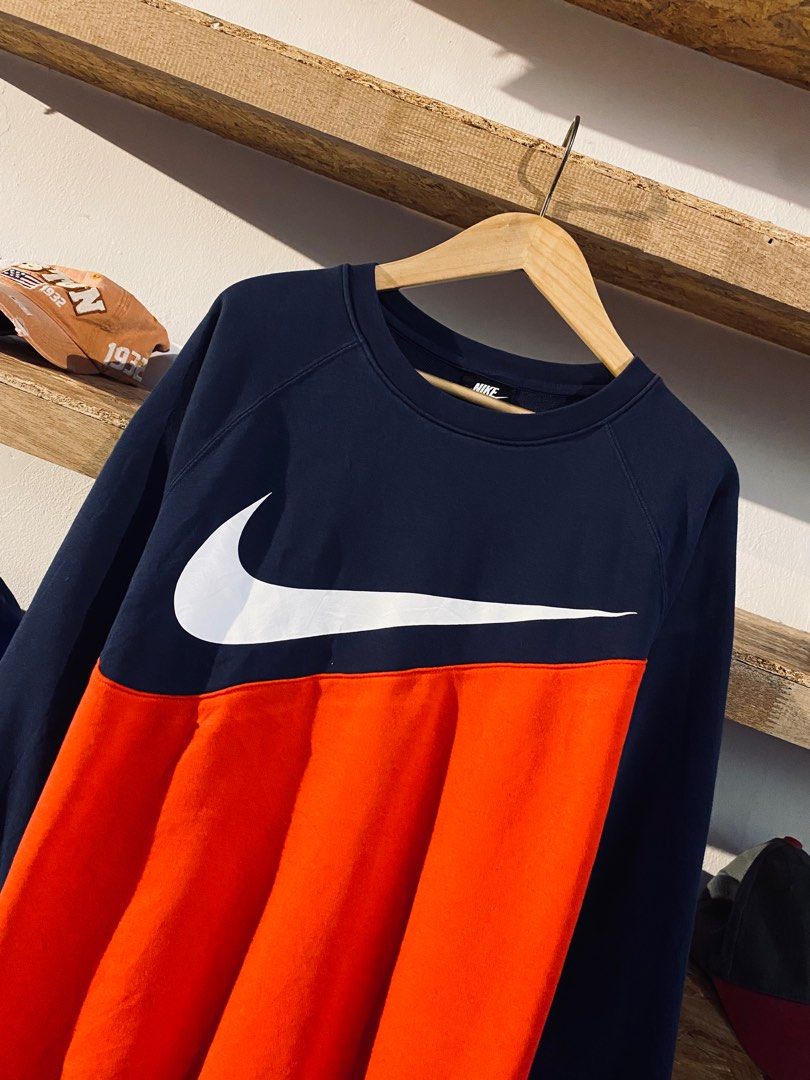 Sweat nike hotsell big swoosh