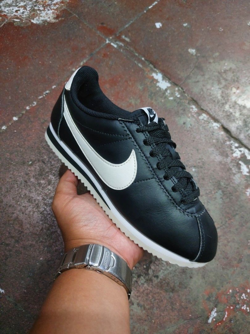 Nike women's classic cortez leather black hot sale