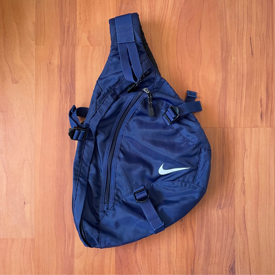 Nike crossbody tri harness bag, Men's Fashion, Bags, Sling Bags on
