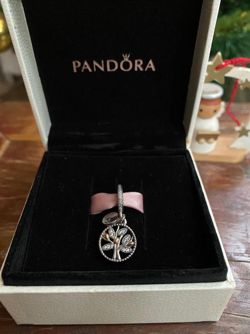 Pandora dangling deals family tree ring