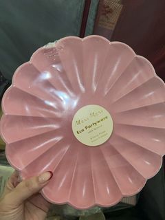 (Category: ) located in . Submitted by stelclearcloset (Listing ID 1270975564, Image 1). Description: .
