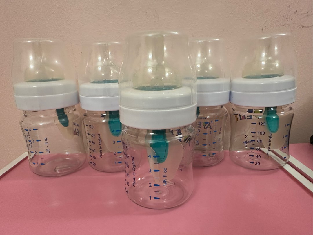 Philips Avent Bottles FIVE bottles, Babies & Kids, Nursing & Feeding
