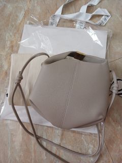 (Kategori: ) berada di . Dikirim oleh saramau (ID iklan 1270993318, Gambar 1). Deskripsi: .