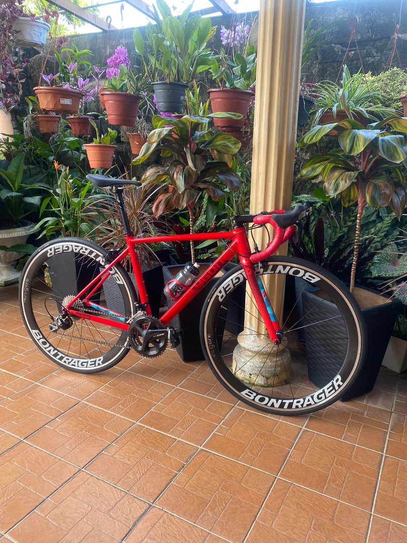 Polygon Strattos Shimano 10 speed Alloy Frame Size S Road bike