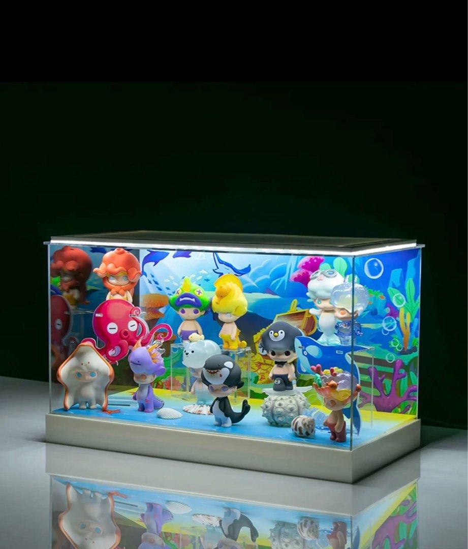 POPMART AQUARIUM DISPLAY CASE, Hobbies & Toys, Toys & Games on Carousell