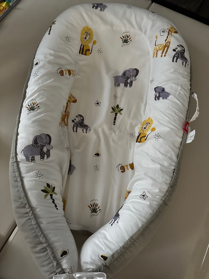 Portable baby lounger, Babies & Kids, Baby Nursery & Kids Furniture