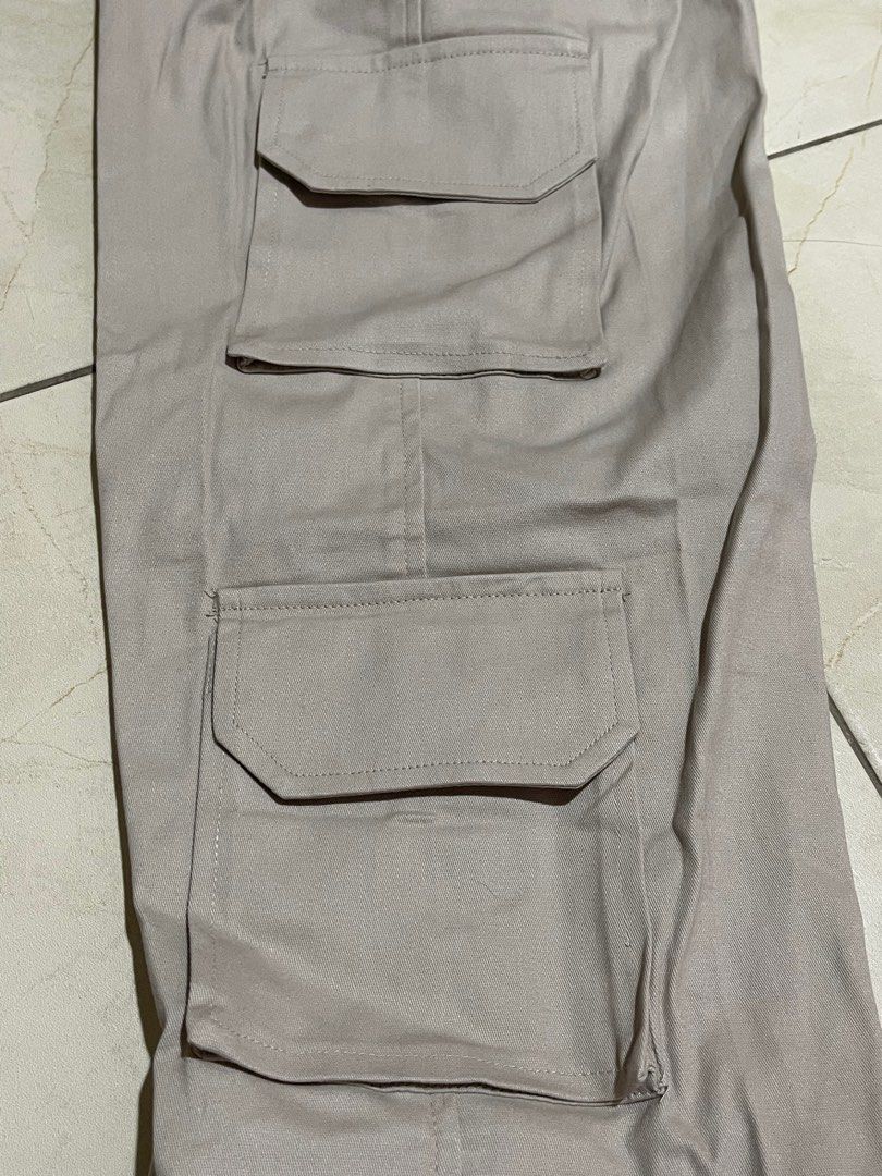 preloved cargo pants brand lokal, Fesyen Wanita, Pakaian Wanita