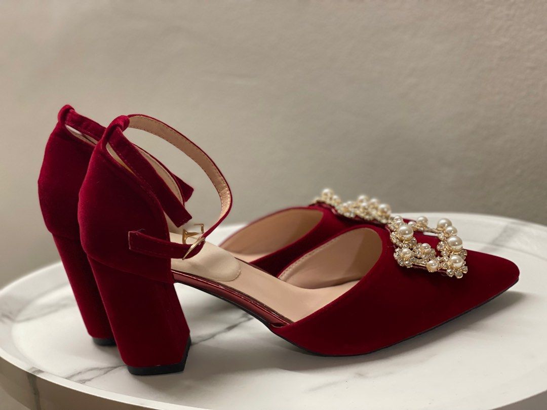 Red heels size 2 clearance