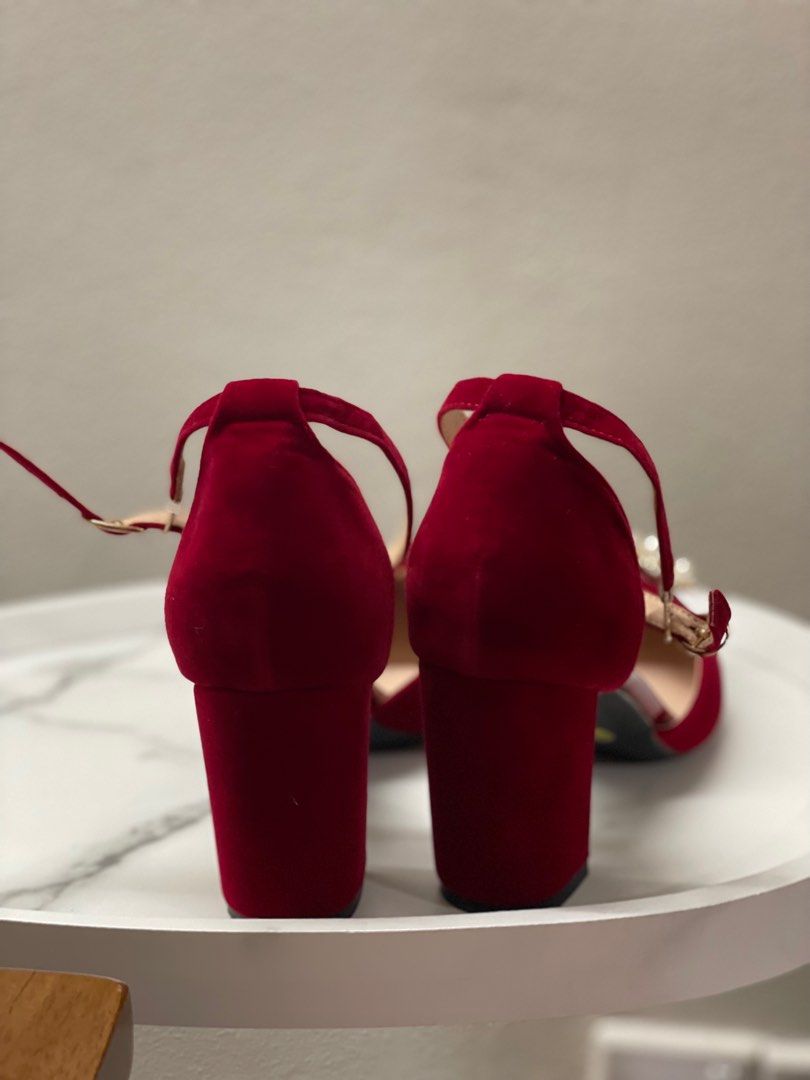 Red heels size 3 new arrivals