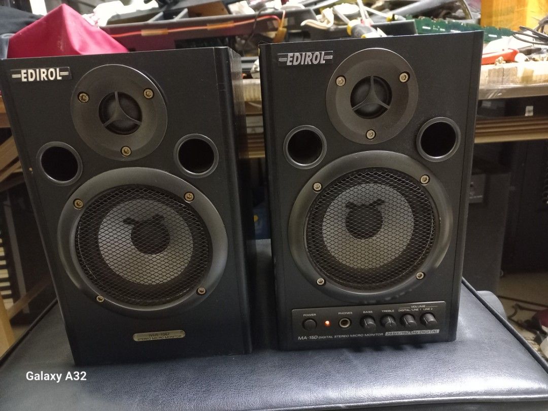 Roland Edirol MA15 Powered Monitor Speakers, Audio, Soundbars