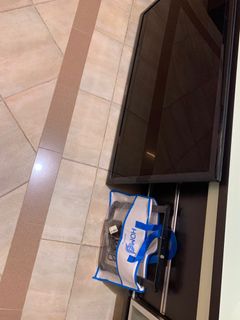 (Category: ) located in . Submitted by Andyz (Listing ID 1270912581, Image 1). Description: .