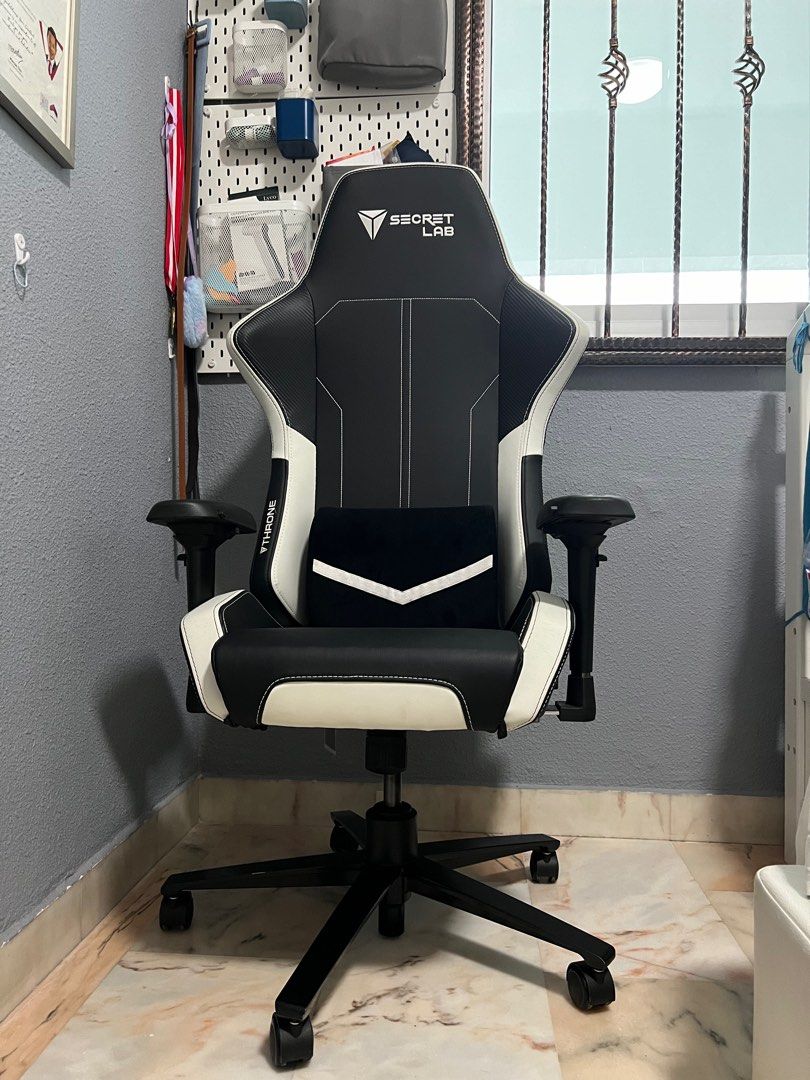 Secretlab sales throne discontinued