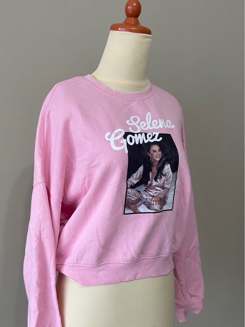 Selena gomez best sale sweatshirt h&m