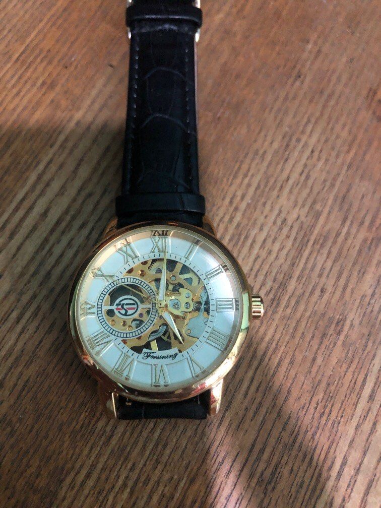 Self winding watch