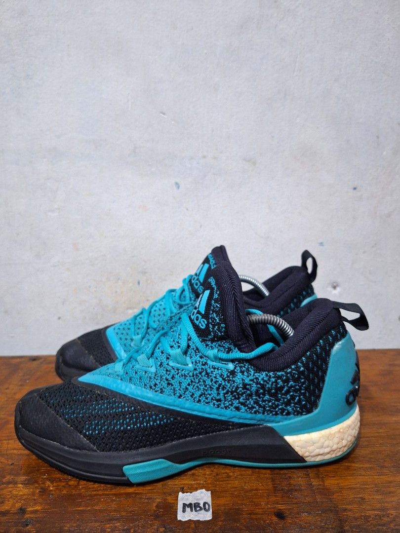 Sepatu basket second original Adidas Crazylight boost size 43