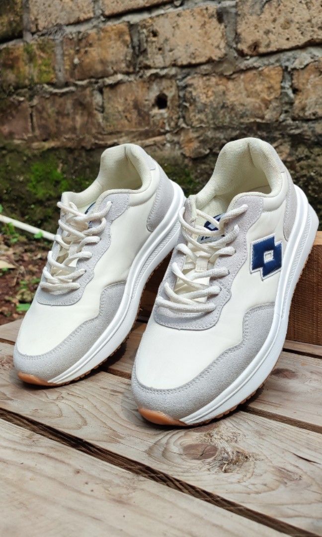Sepatu Lotto Accadia Men's sneakers, Fesyen Pria, Sepatu