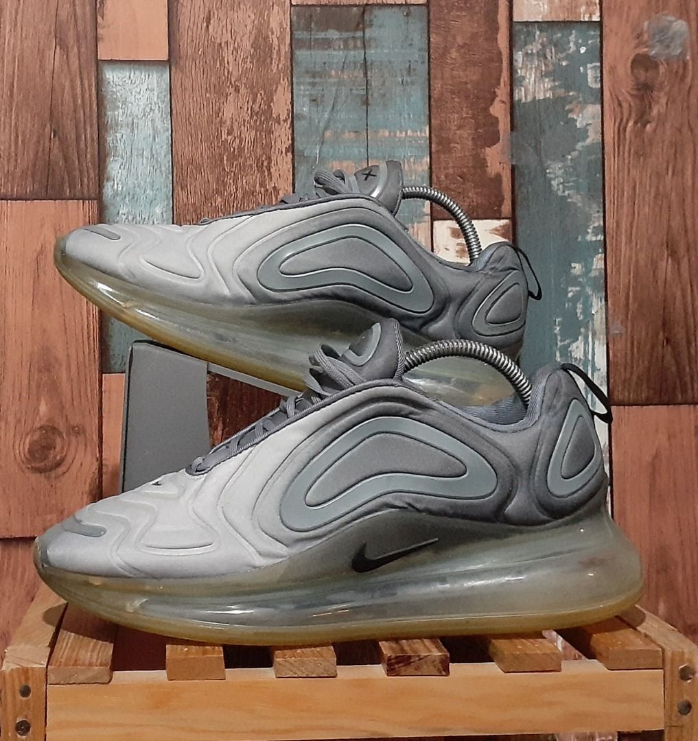 Sepatu Nike Air Max 720 Cool Grey Size 42 5 27 cm Bekas Second