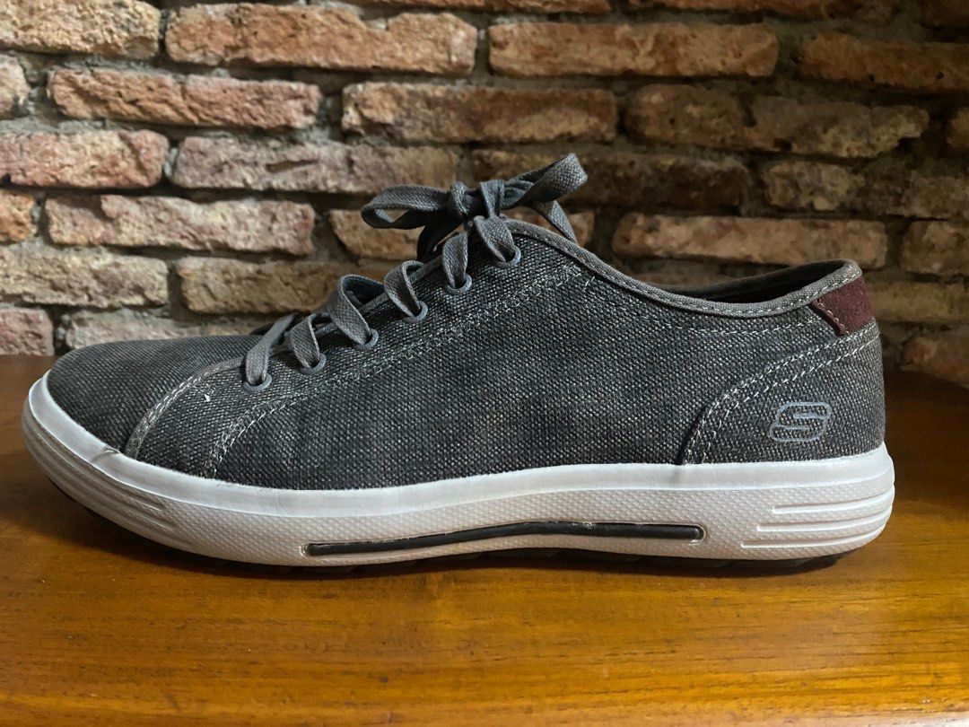 Skechers classic store fit porter