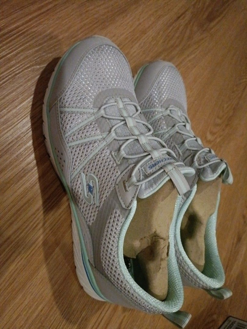 Skechers women's 10421n fashion sneaker top