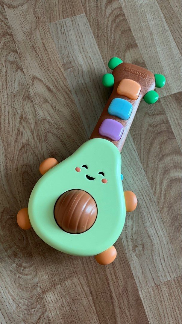 Avocado guitar clearance skip hop