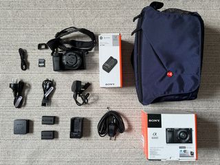 Sony a6000 carrying case deals