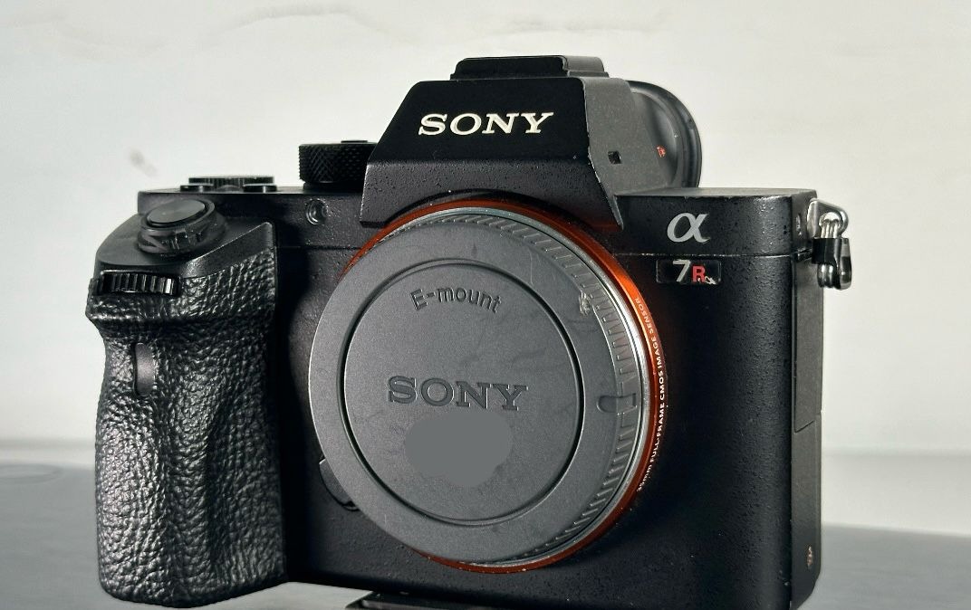 Sony a7r ii Body [shutter count 10k] A7R II a7rm2 A7RM2, Photography ...