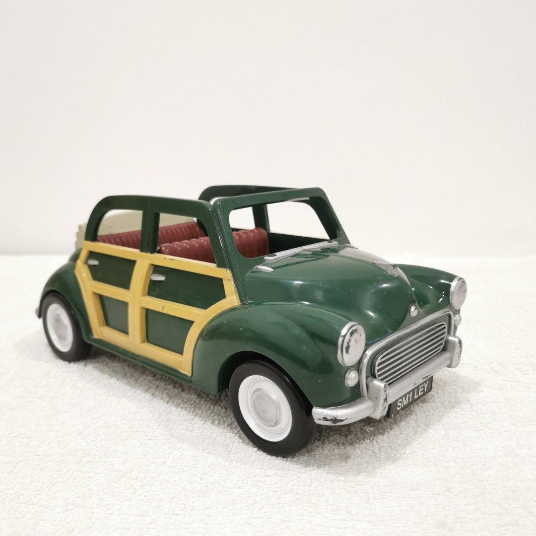 Sylvanian families sale morris minor car