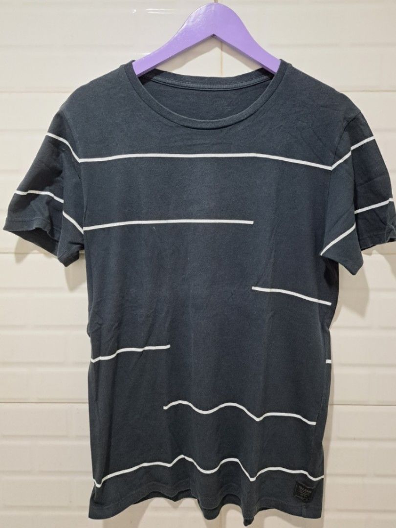 Tira jeans t shirt best sale
