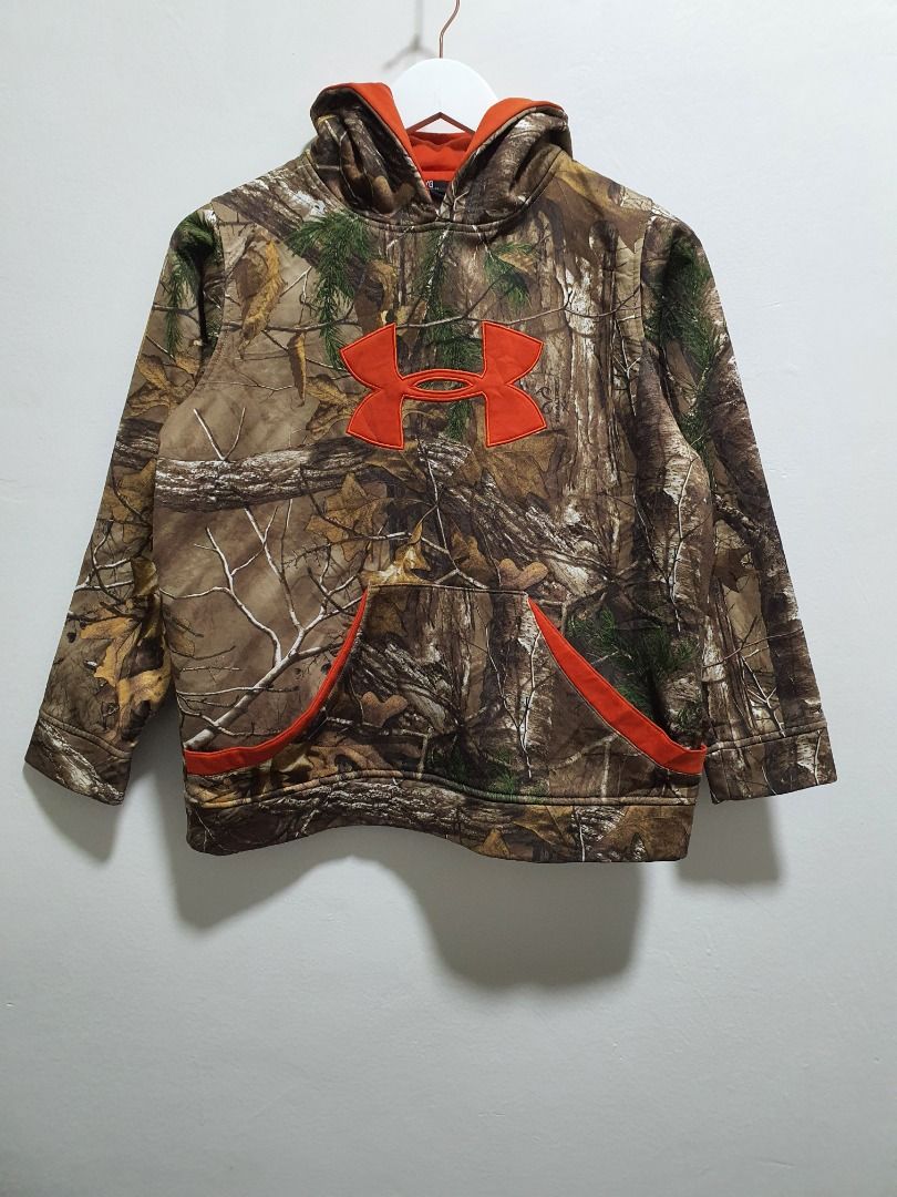 UNDER ARMOUR X REALTREE KIDS HOODIE SIZE L Men s Fashion Tops