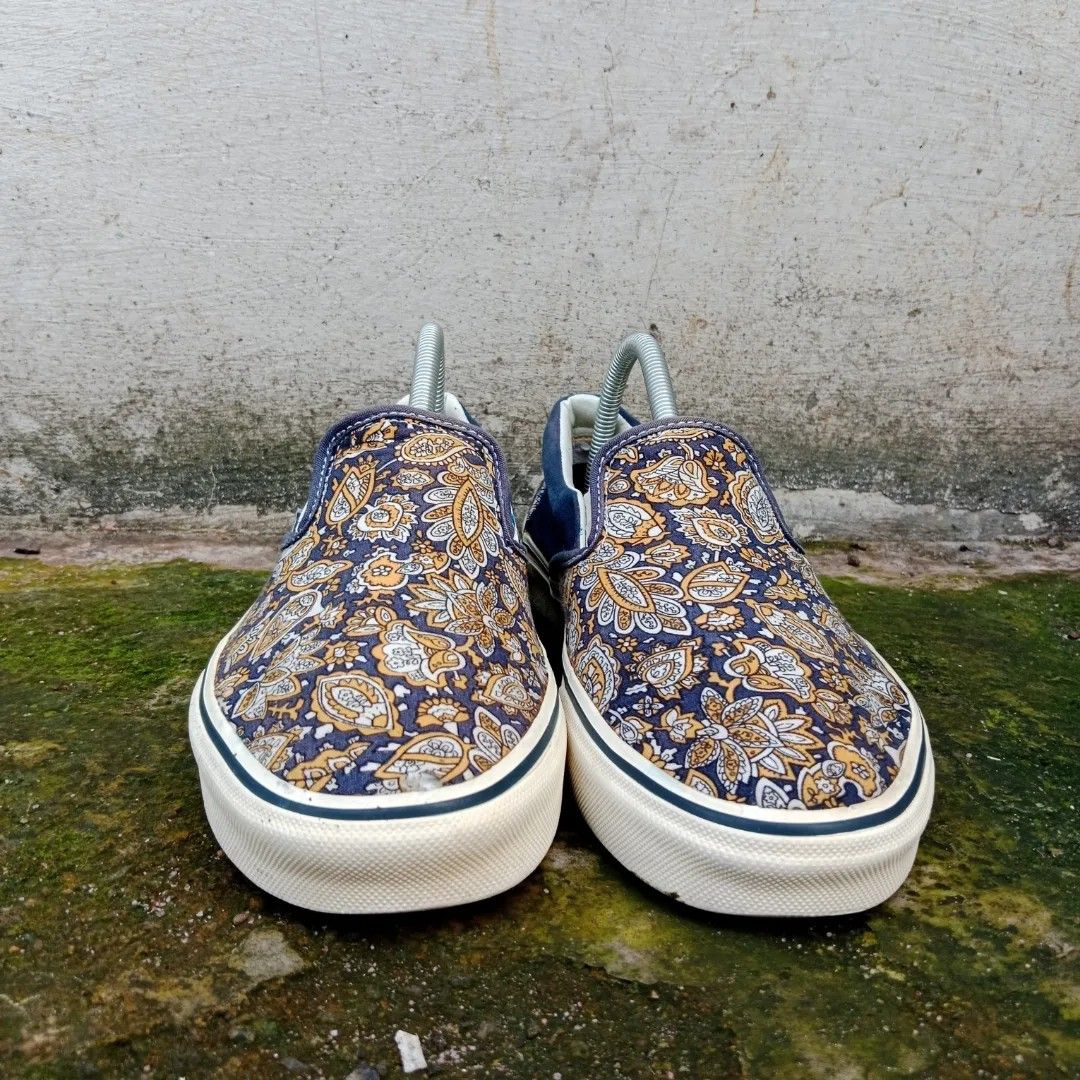 VANS X Design Studio Garageland