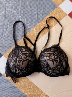 Victoria's Secret Bombshell Bra 34A, Women's Fashion, New Undergarments &  Loungewear on Carousell