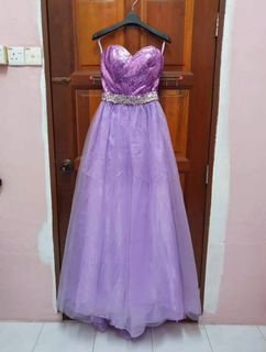 (Category: ) located in . Submitted by styleupcloset (Listing ID 1270995042, Image 1). Description: .