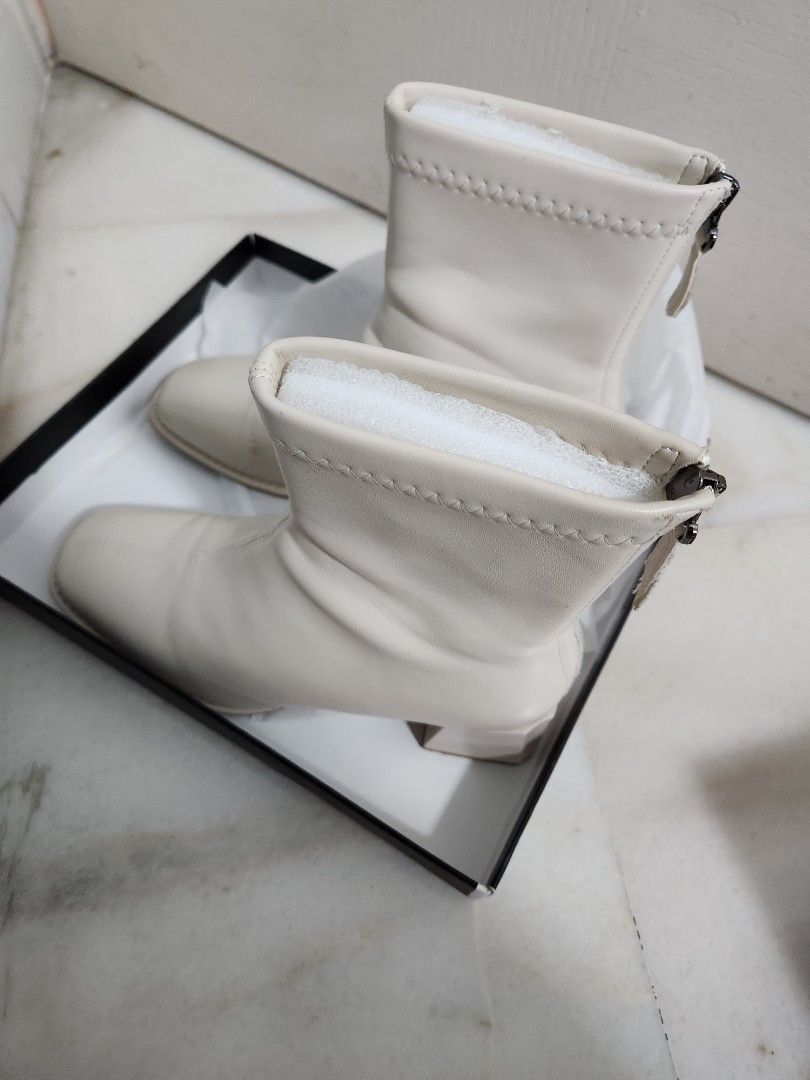 White Boots with heel