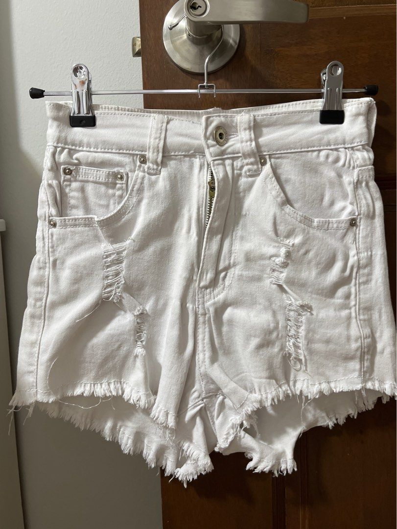 White frayed jean top shorts