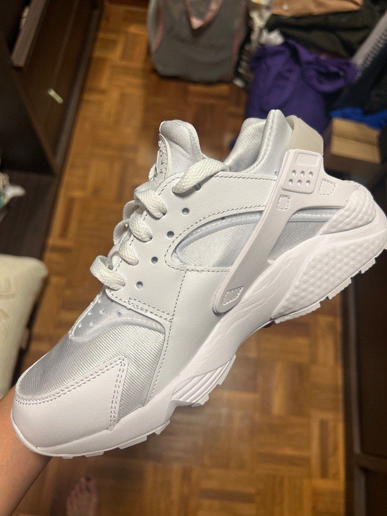 Air huarache discount white platinum