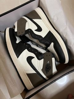Air jordan sales 1 psg resell