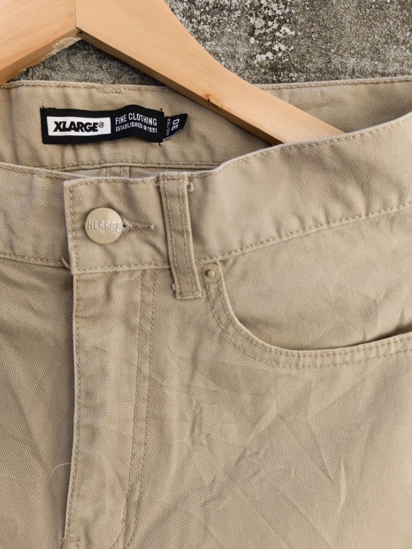 XLarge Khaki Pants (Category: Jeans) located in Manila. Submitted by almighthrift (Listing ID 1270864924, Image 3). Description: XLarge Khaki Pants Size: 33 Length: 41 minimal print fading visible on pic no major issue plus SF.