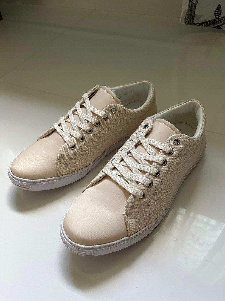 Zalora sneakers sale