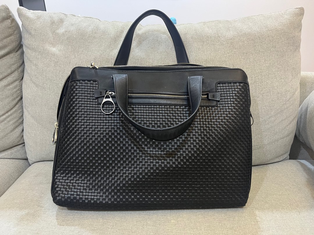 Zara laptop bag unisex, Computers & Tech, Parts & Accessories, Laptop