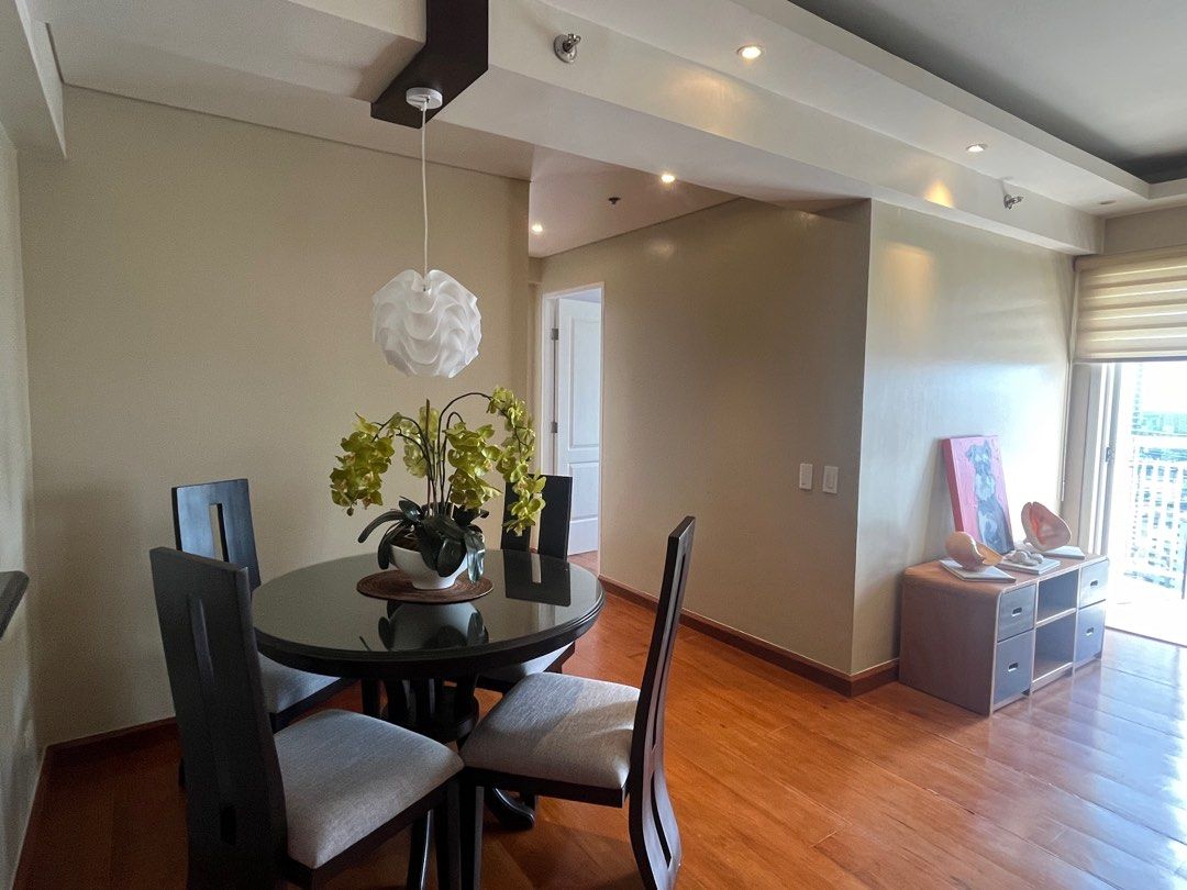2 BR Senta Condominium (Category: Apartments & Condos) located in Manila. Submitted by rosalitar.legarda (Listing ID 1271119419, Image 2). Description: Own a Beautiful Ayala built 2 BR condo unit in Legaspi Village, Makati City with Spacious Floor area of 81 sqm , with balcony facing Manila Bay. One good feature of the unit is its solid narra flooring from the entrance to the bedrooms. Each room has its own bath room. It also has a well laid-out 