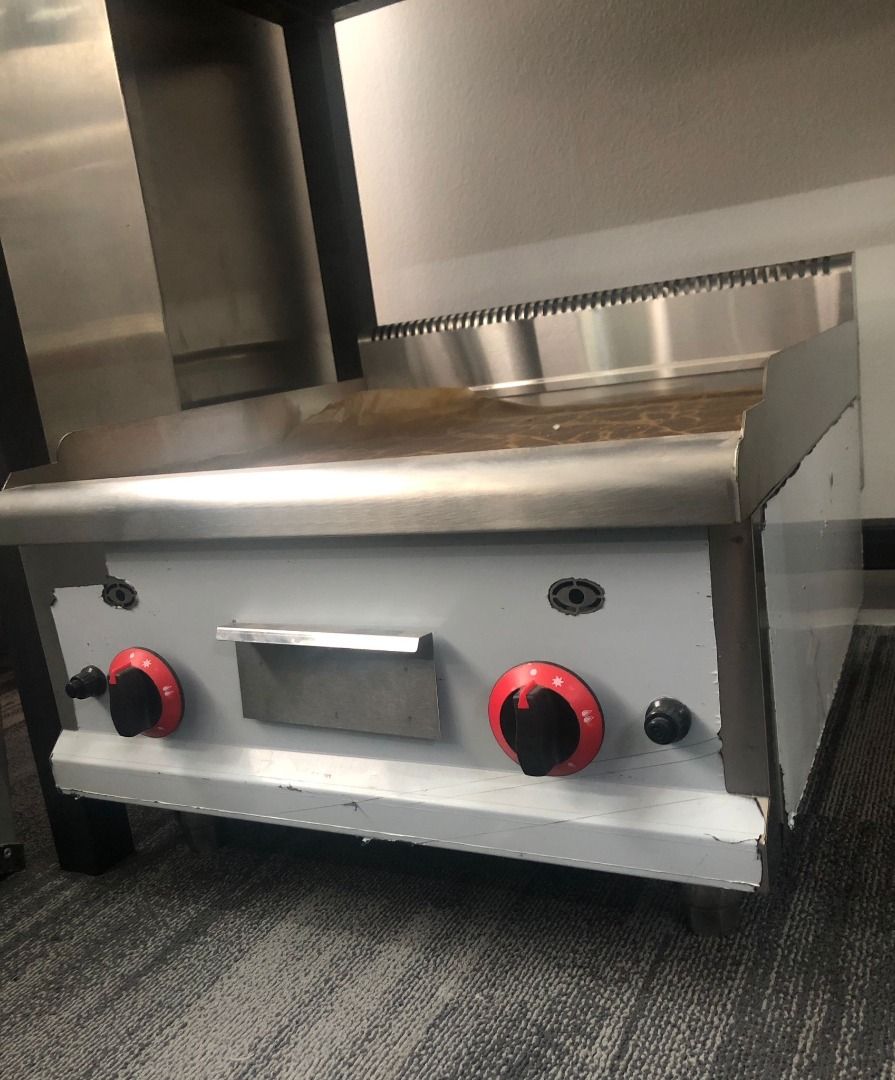 2ft Gas griddle/ Hot plate, Food & Drinks, Other Food & Drinks on Carousell