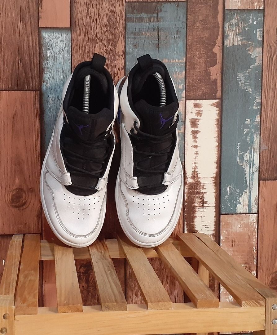 Jordan fadeaway shop white concord