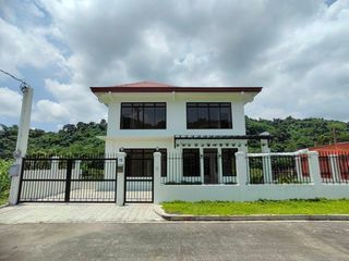 5 Bedroom House & Lot In Antipolo City Rizal