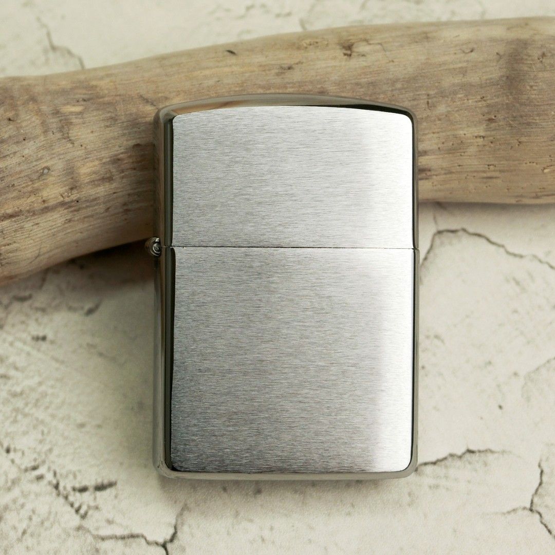 泡泡虎] 美國原裝Zippo 162 Armor 經典沙子煤油打火機[全新現貨], 書籍