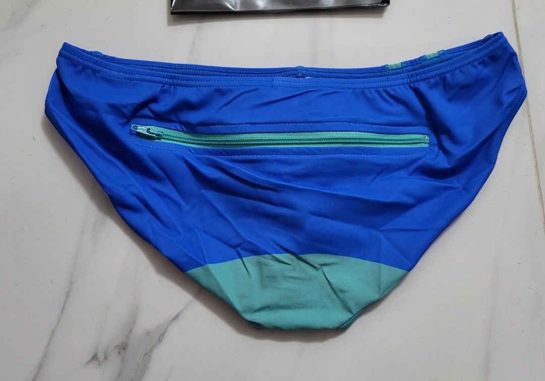 EGDE: Zip Bikini Underwear, 男裝, 褲＆半截裙, 內褲boxer - Carousell