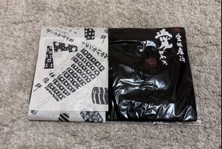 （分類：）位於 。 由 constance_selling_something 提交（商品編號 1271020497，圖片 1）。簡介： 。