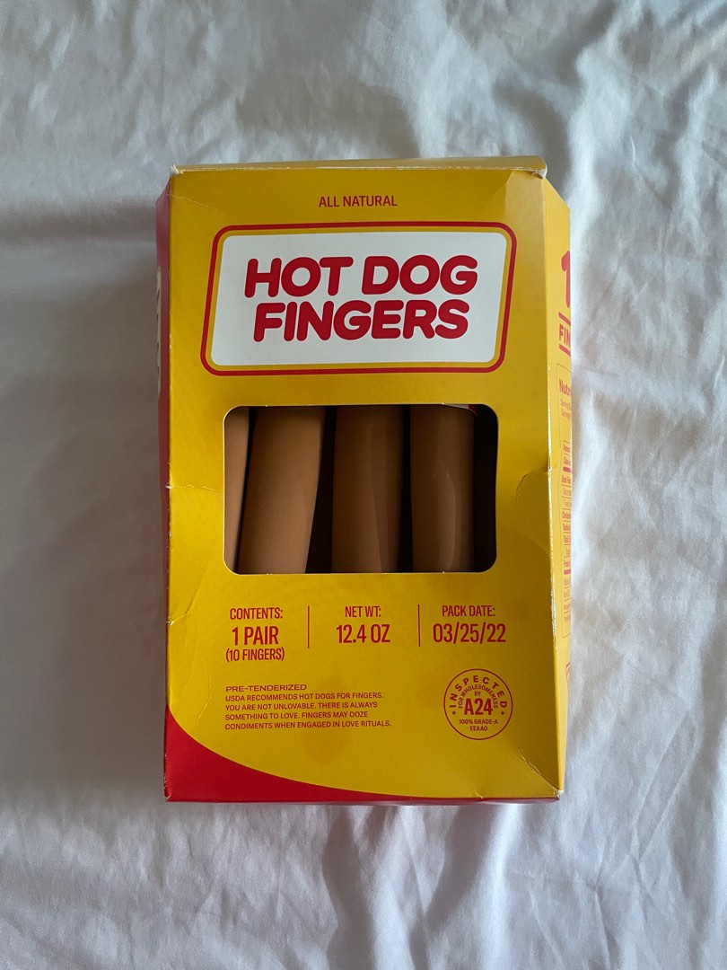 A24 Hotdog Fingers Gloves (Everything Everywhere All At Once), Hobbies & Toys, Memorabilia
