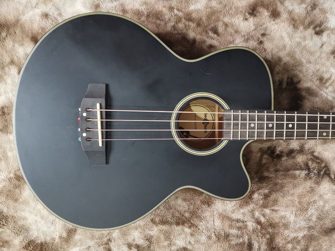 Acoustic bass, Hobbies & Toys, Music & Media, Musical Instruments on ...